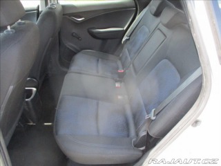 Hyundai ix20 1,4 CVVT 66kW Trikolor Kl 2012