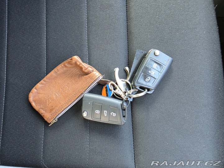 Škoda Rapid JOY 1.2 TSI ŘEMEN-1 MAJ. 2016