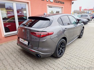 Alfa Romeo Stelvio 2.2 JTDM Veloce Q4 154kW 2021
