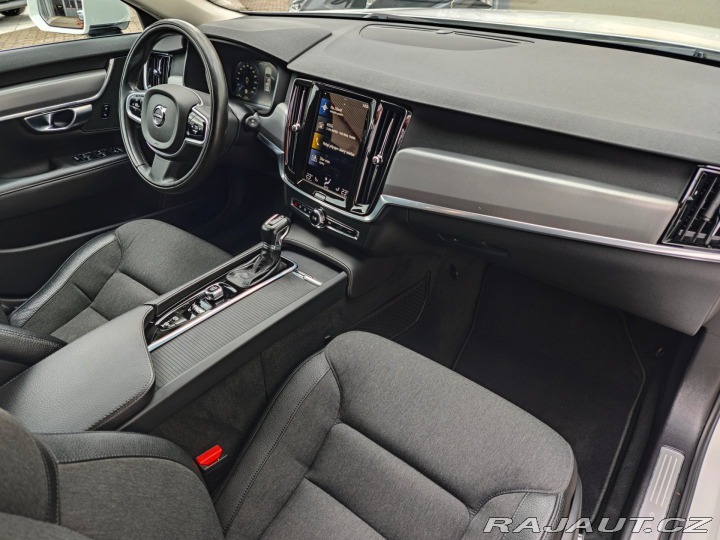 Volvo V90 2.0 D4 FWD Momentum 140kW 2019