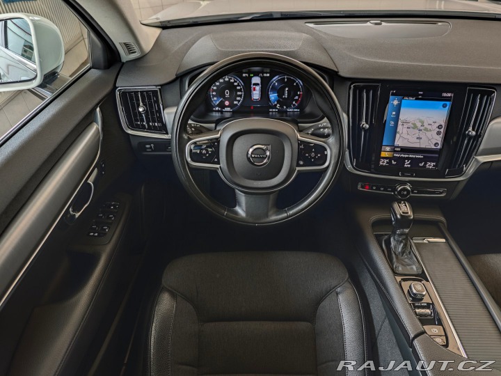 Volvo V90 2.0 D4 FWD Momentum 140kW 2019
