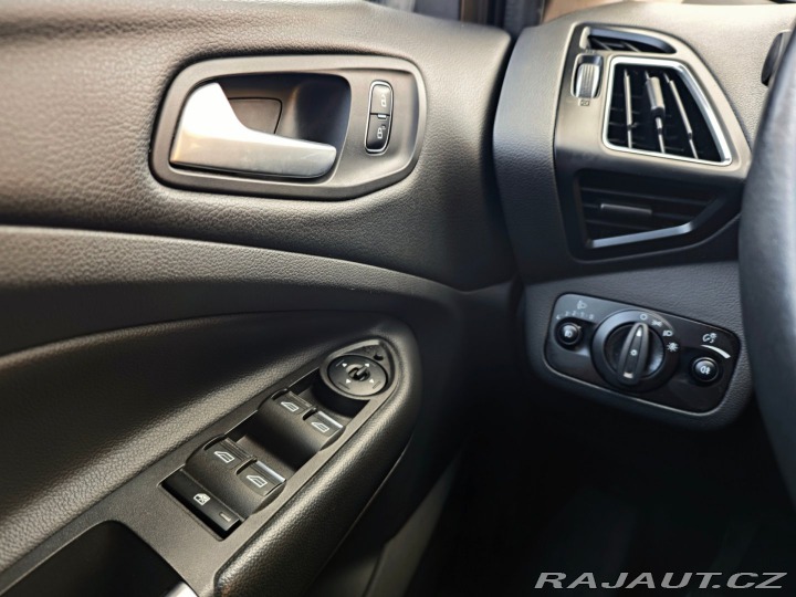 Ford Kuga 2.0 TDCi Titanium REZERVA 2017