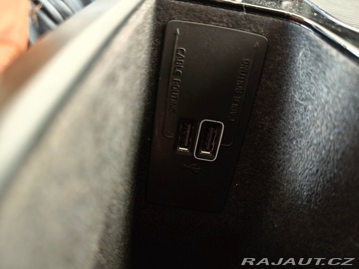 Volvo V90 2.0 D4 FWD Momentum 140kW 2019