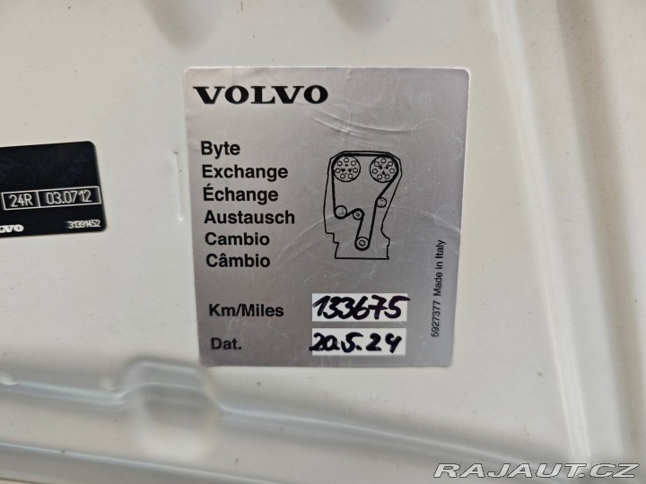 Volvo V90 2.0 D4 FWD Momentum 140kW 2019