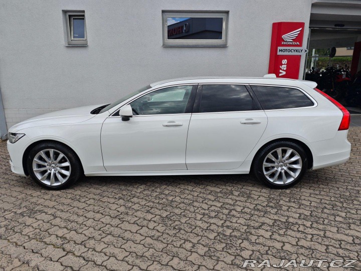 Volvo V90 2.0 D4 FWD Momentum 140kW 2019