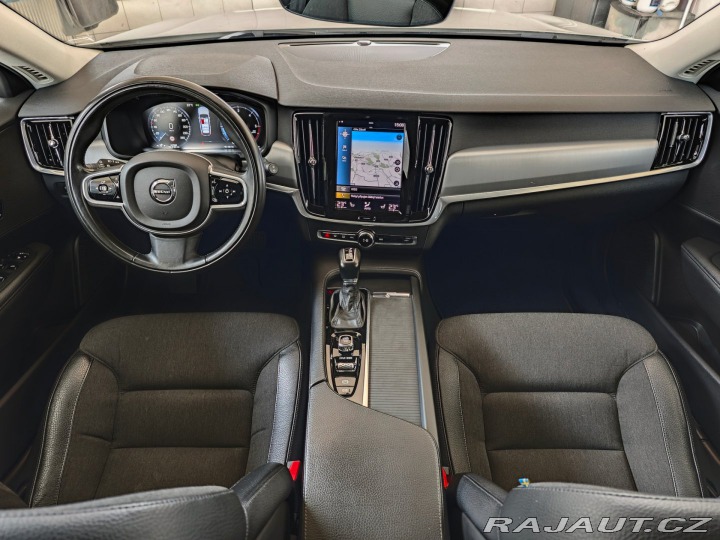 Volvo V90 2.0 D4 FWD Momentum 140kW 2019