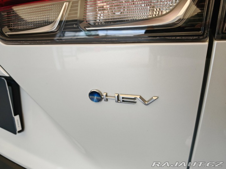 Toyota Corolla Cross 2,0 Hybrid e-CVT Executiv 2024
