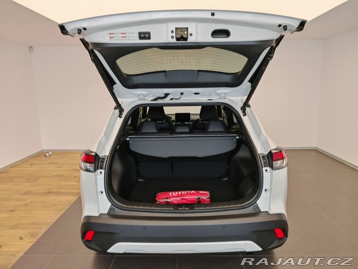Toyota Corolla Cross 2,0 Hybrid e-CVT Executiv 2024