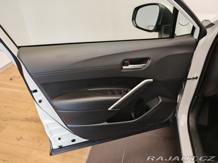 Toyota Corolla Cross 2,0 Hybrid e-CVT Executiv 2024