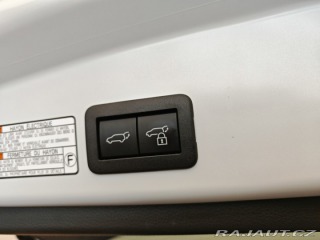 Toyota Corolla Cross 2,0 Hybrid e-CVT Executiv 2024