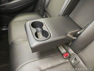 Toyota Corolla Cross 2,0 Hybrid e-CVT Executiv 2024