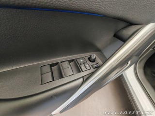 Toyota Corolla Cross 2,0 Hybrid e-CVT Executiv 2024