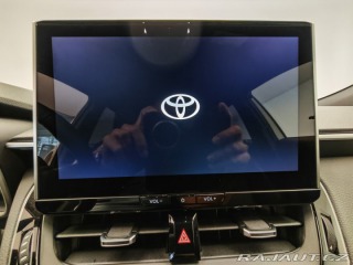 Toyota Corolla Cross 2,0 Hybrid e-CVT Executiv 2024