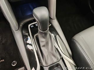 Toyota Corolla Cross 2,0 Hybrid e-CVT Executiv 2024