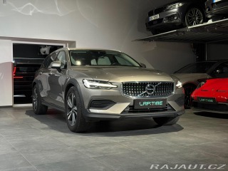 Volvo V60 Cross*Country*AWD*ACC*Taž