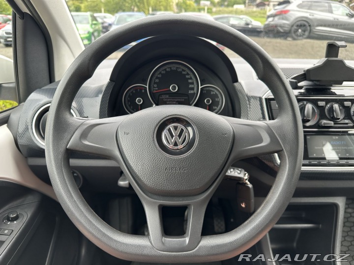 Volkswagen up! 1,0MPI 44kW MOVE SERVISKA 2019