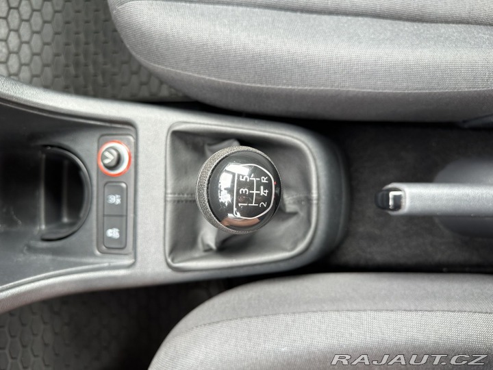 Volkswagen up! 1,0MPI 44kW MOVE SERVISKA 2019