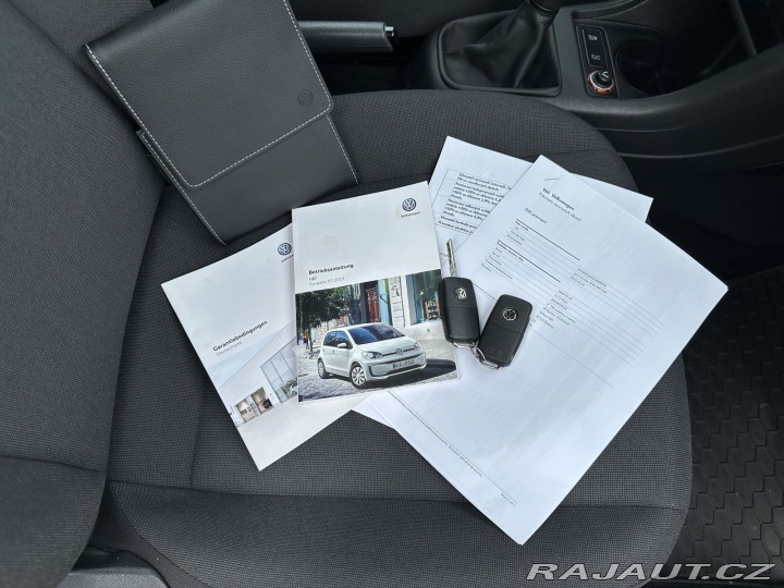 Volkswagen up! 1,0MPI 44kW MOVE SERVISKA 2019