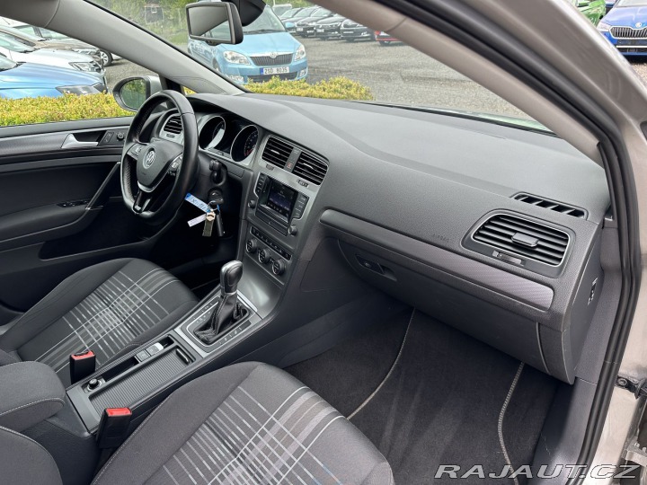 Volkswagen Golf 1,4TSI 92kW DSG LOUNGE SE 2015