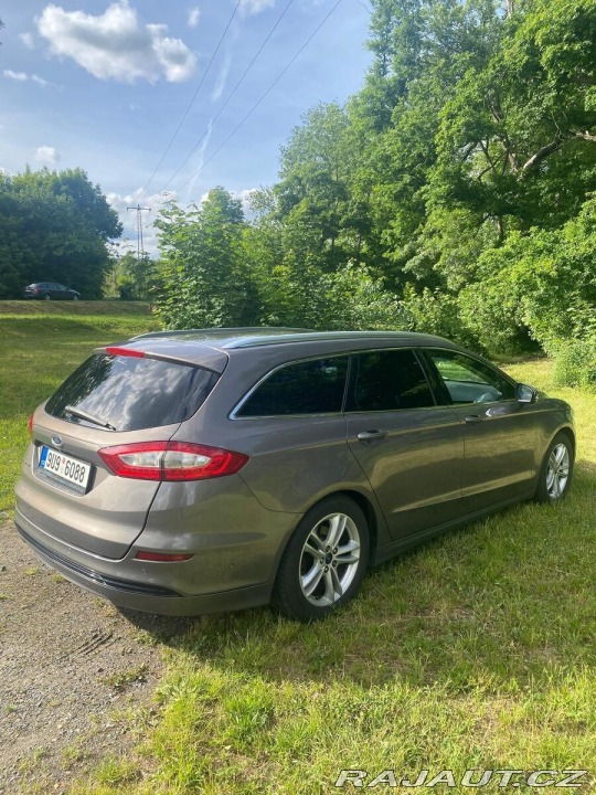 Ford Mondeo 2,0 TDCi 110 kW, automa 2015