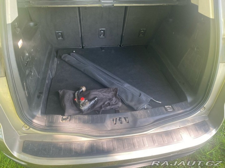Ford S-MAX 2,0 110 kW AUTOMAT, r.v 2018