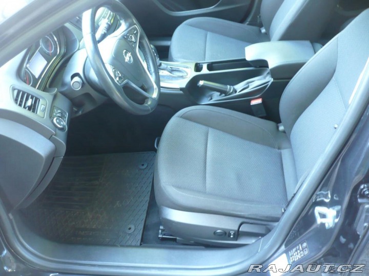 Opel Insignia 2,0 SLEVA 2015