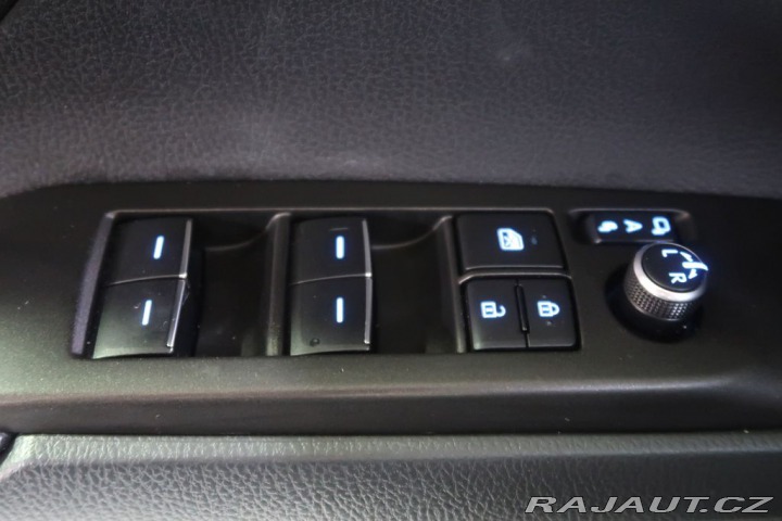 Toyota Camry 2.5Hybrid,CZ,24mZárukaExe 2023