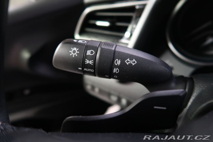 Toyota Camry 2.5Hybrid,CZ,24mZárukaExe 2023