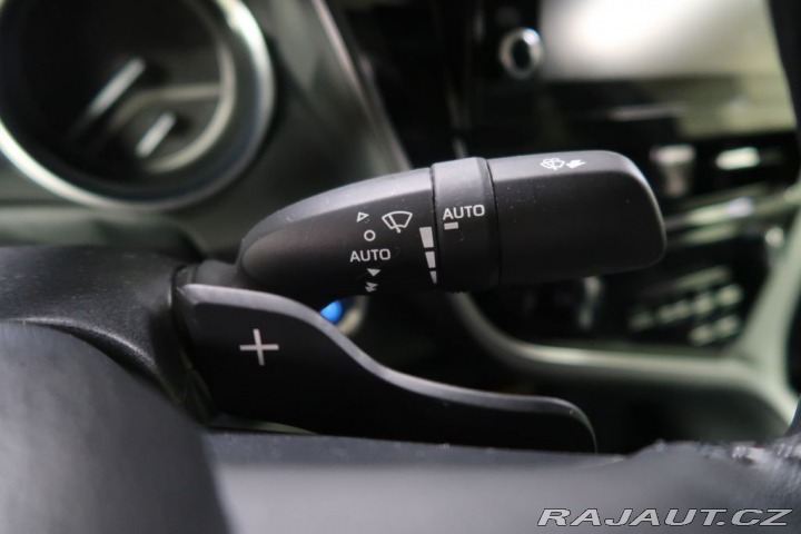 Toyota Camry 2.5Hybrid,CZ,24mZárukaExe 2023