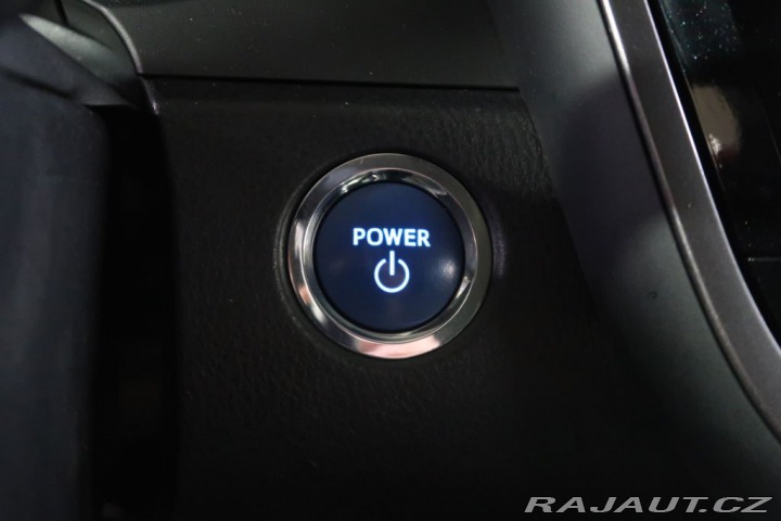 Toyota Camry 2.5Hybrid,CZ,24mZárukaExe 2023