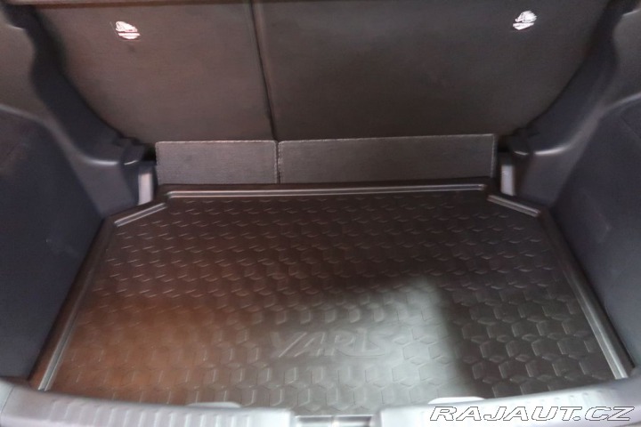 Toyota Yaris 1.5Hybrid,CZ,1Maj,Selecti 2021