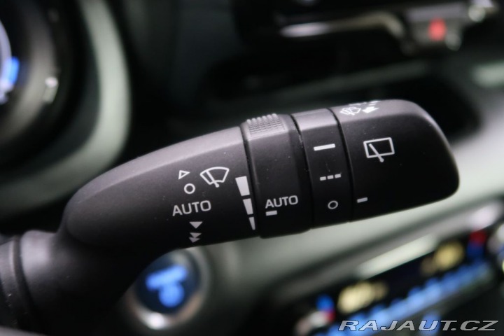Toyota Yaris 1.5Hybrid,CZ,1Maj,Selecti 2021