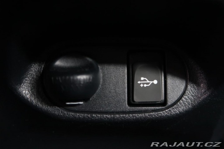 Toyota Yaris 1.4VVT-i,CZ,1Maj,Trend,AT 2016