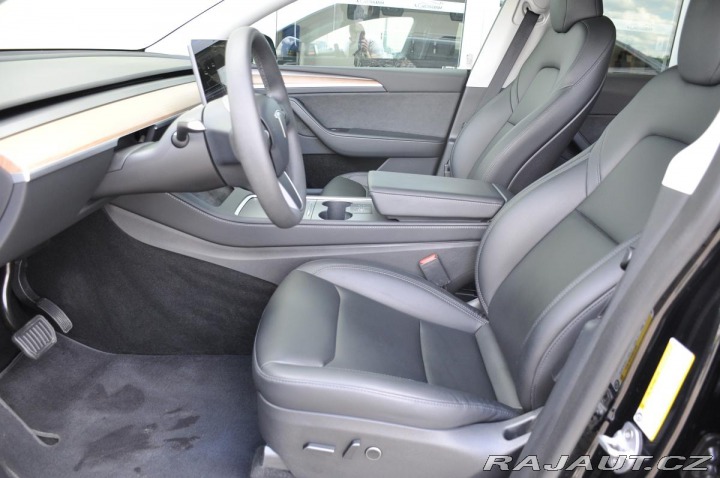 Tesla Model Y LONG RANGE DUAL REZERVACE 2023