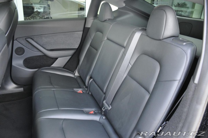 Tesla Model Y LONG RANGE DUAL REZERVACE 2023
