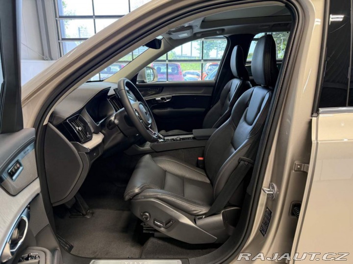 Volvo XC90 B5 2.0L 250+14k AT8 AWD U 2025