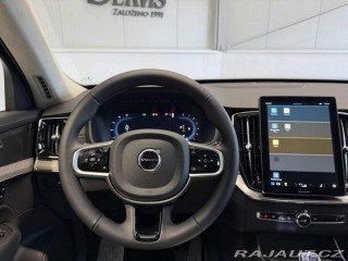 Volvo XC90 B5 2.0L 250+14k AT8 AWD U 2025