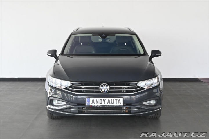 Volkswagen Passat 2,0 TDI 110 kW DSG ELEGAN 2021