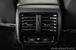 Volkswagen Passat 2,0 TDI 110 kW DSG ELEGAN 2021