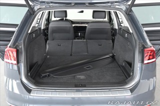 Volkswagen Passat 2,0 TDI 110 kW DSG ELEGAN 2021