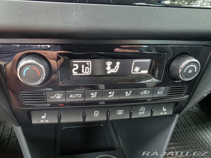 Škoda Rapid JOY 1.2 TSi 66 KW- 2016