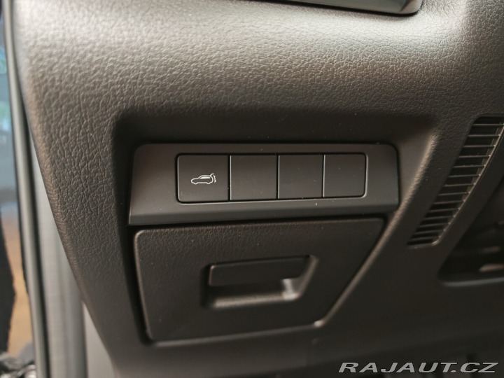Mazda CX-30 2,0 , Manuál, Top Stav 2023