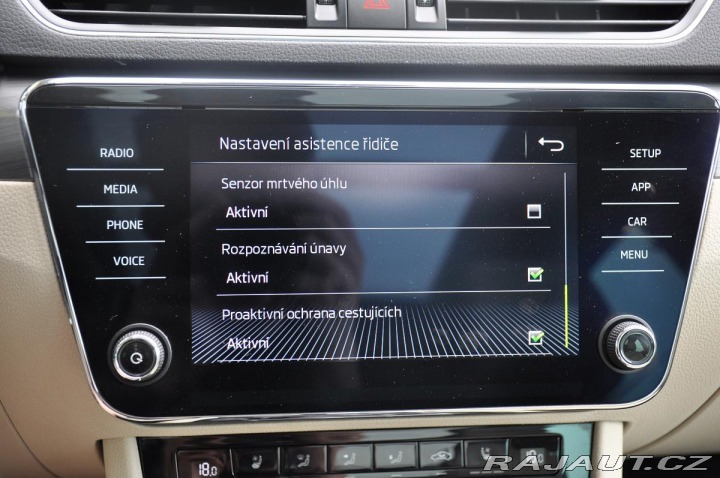 Škoda Superb 2,0TDi DSG STYLE 4x4 ČR 1 2018