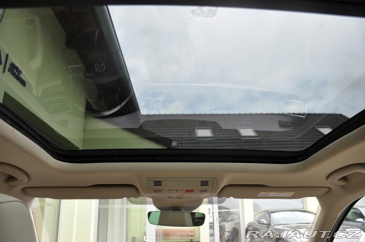Škoda Superb 2,0TDi DSG STYLE 4x4 ČR 1 2018