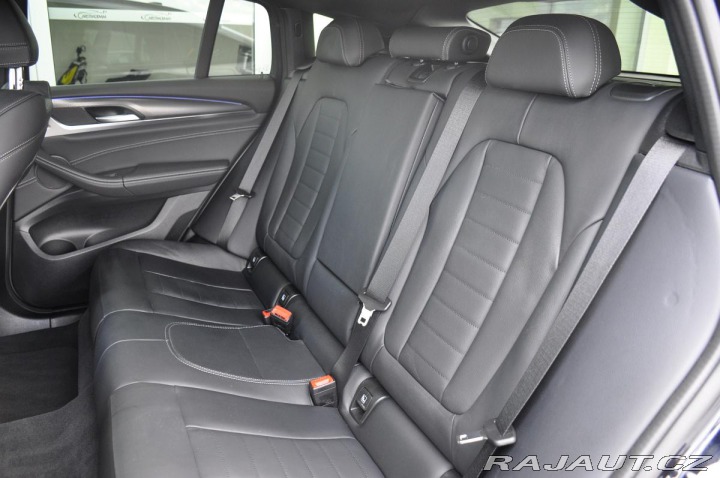 BMW X4 xDrive30d M-SPORT ČR 1M 2023