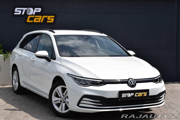 Volkswagen Golf 1.5 TSI eTSI DSG*TAŽNÉ*AC 2021