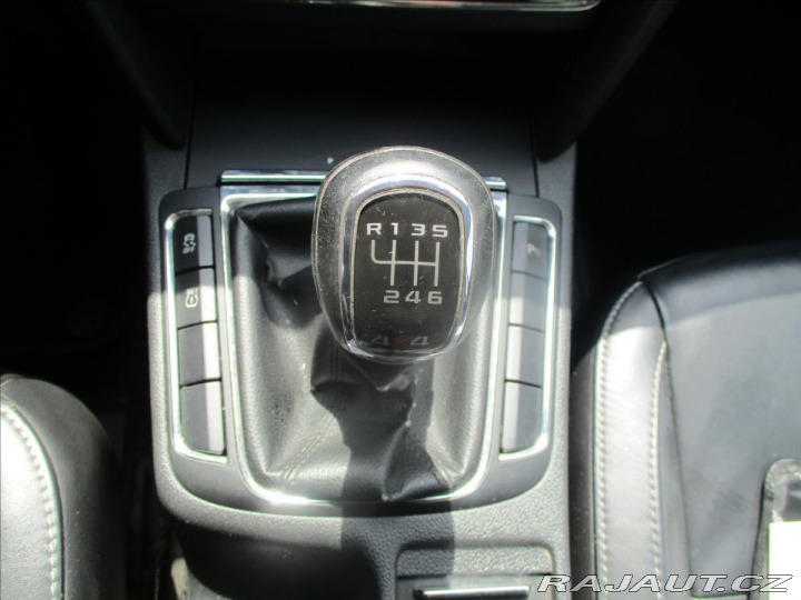 Škoda Superb 2,0 TDi CR 125kw 4x4 bez 2010