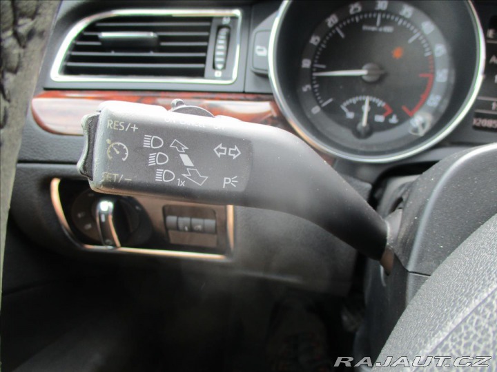 Škoda Superb 2,0 TDi CR 125kw 4x4 bez 2010