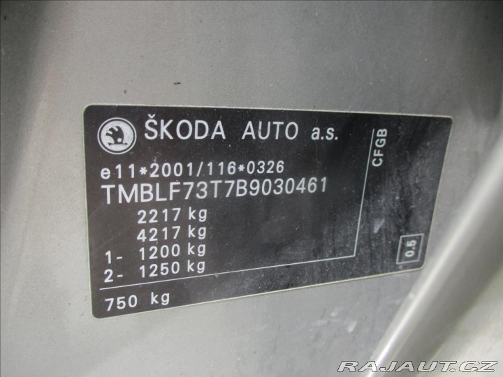 Škoda Superb 2,0 TDi CR 125kw 4x4 bez 2010