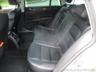 Škoda Superb 2,0 TDi CR 125kw 4x4 bez 2010